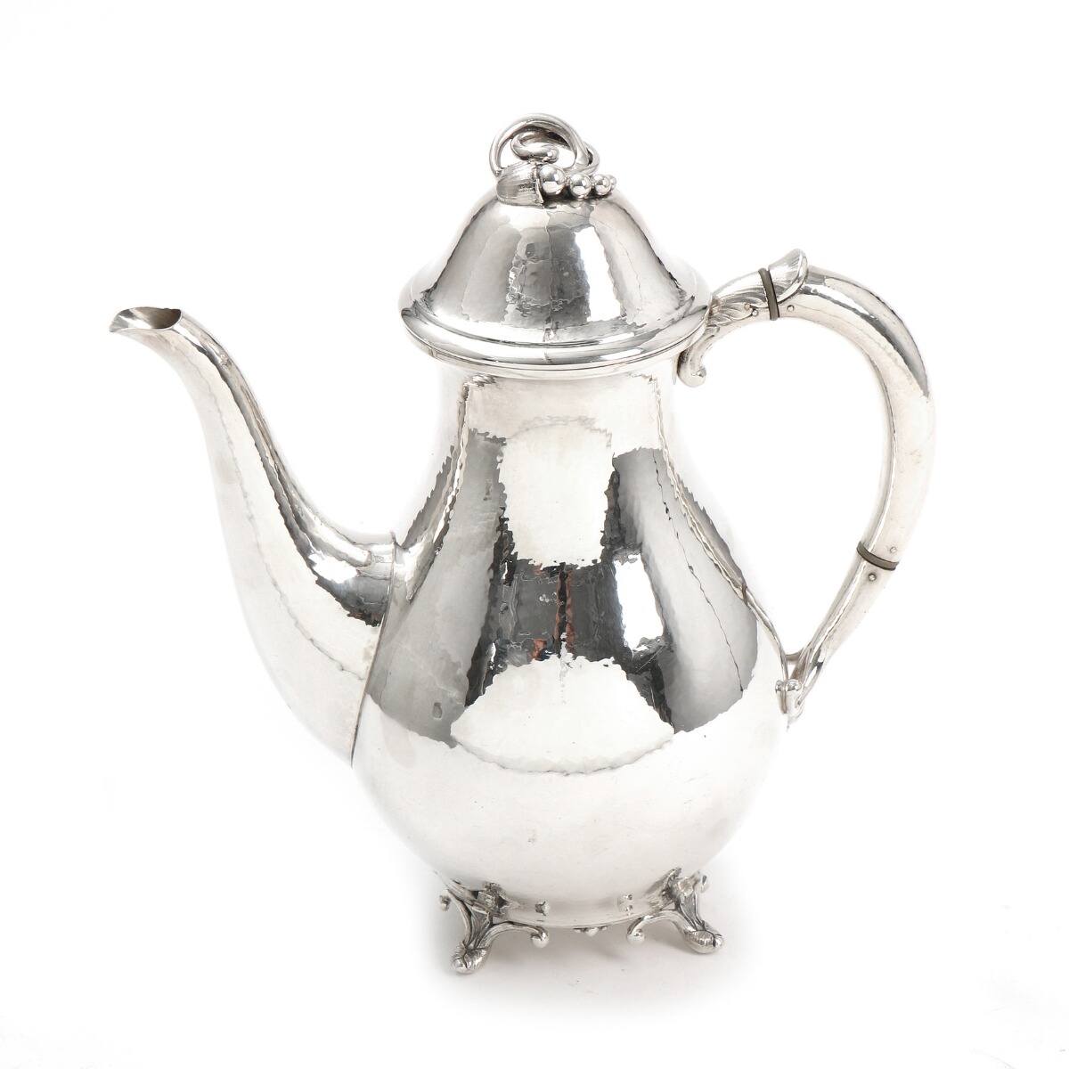 Silver coffee. Серебряный кофейник "Венеция". 500-109670 Кофейник.